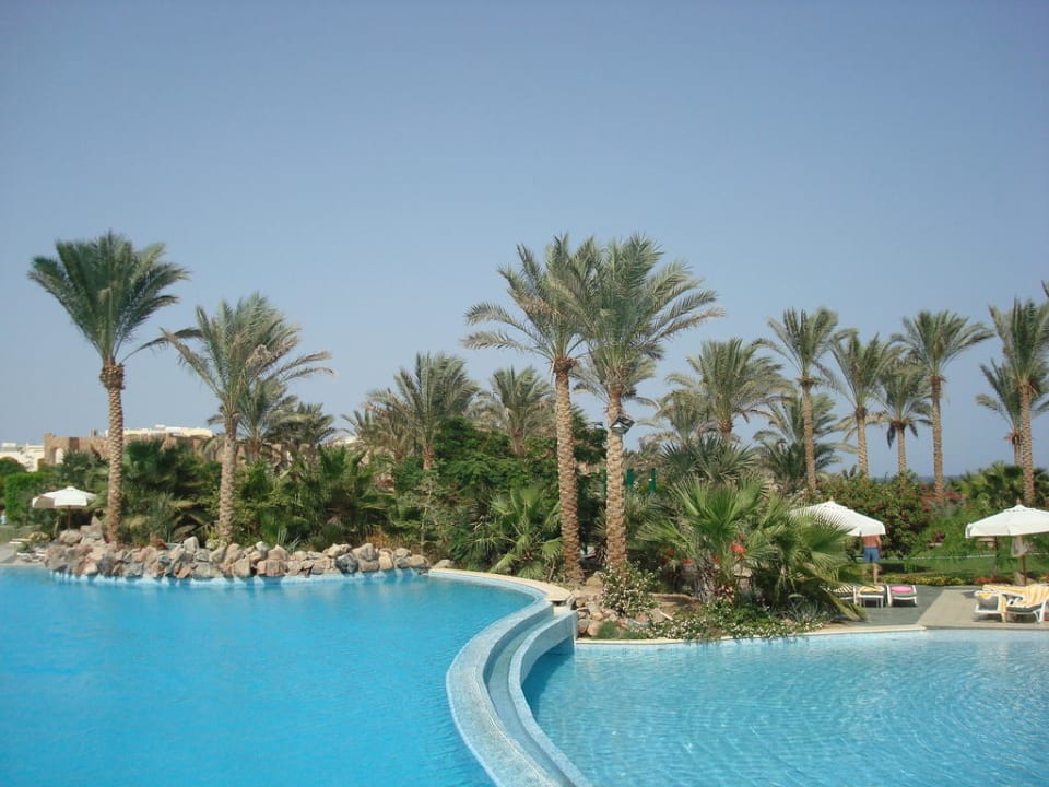 Poolanlage Brayka Bay Resort