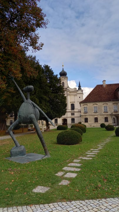 Außenansicht Klostergasthof Raitenhaslach