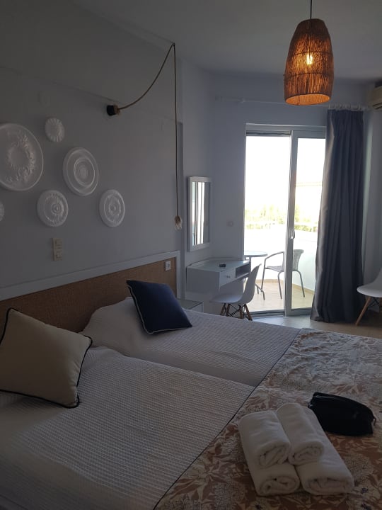 Zimmer Mrs Chryssana Beach Hotel