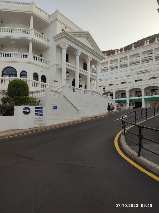 Außenansicht Ona Beverly Hills Heights