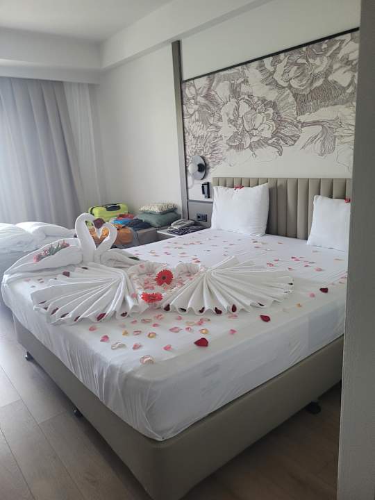 Zimmer Side Breeze Hotel