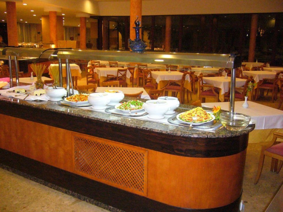 Abendessen allsun App.-Hotel Orient Beach