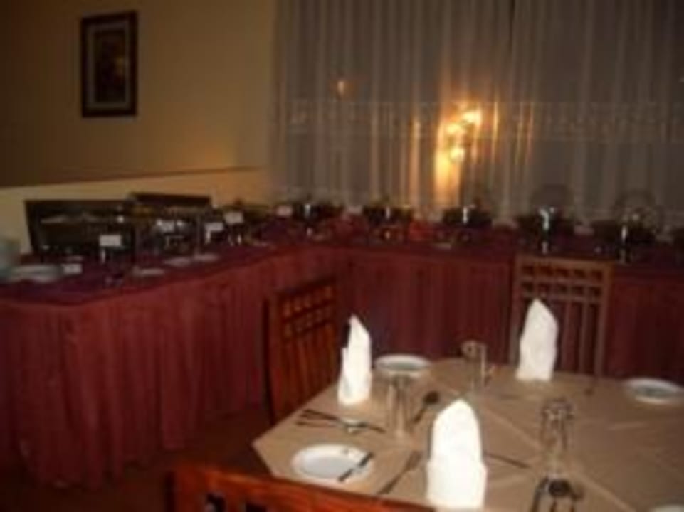 Büffet Oak Ray Serene Garden Hotel