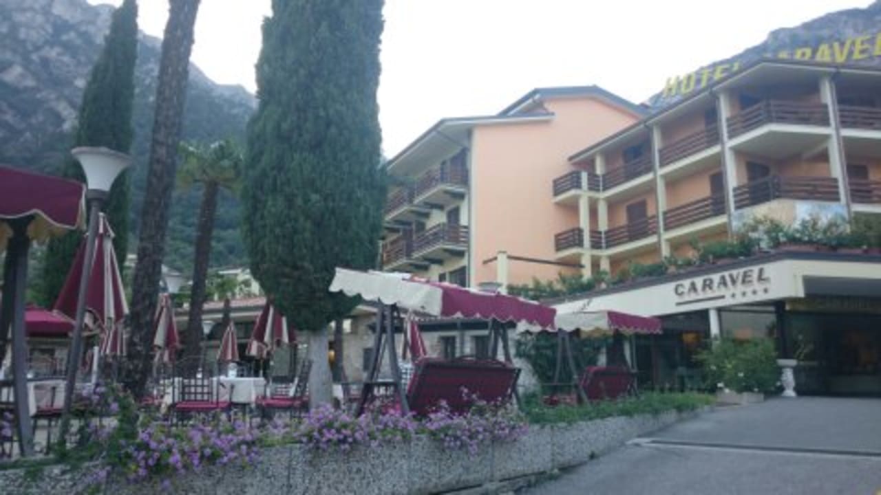 Außenansicht Hotel Caravel