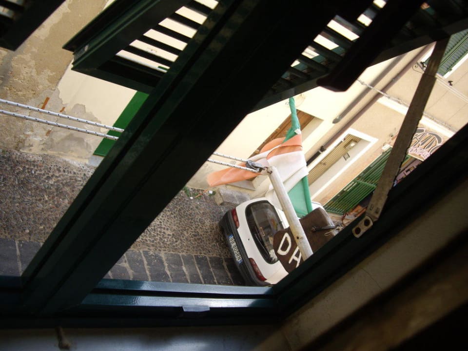 Ausblick zur Straße Hotel Aigua