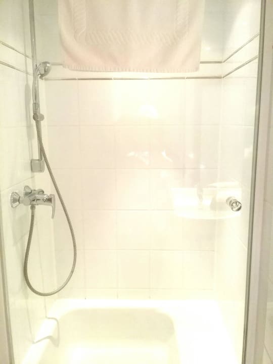 Gepflegte, moderne Dusche Apart Hotel am Sonnenhügel