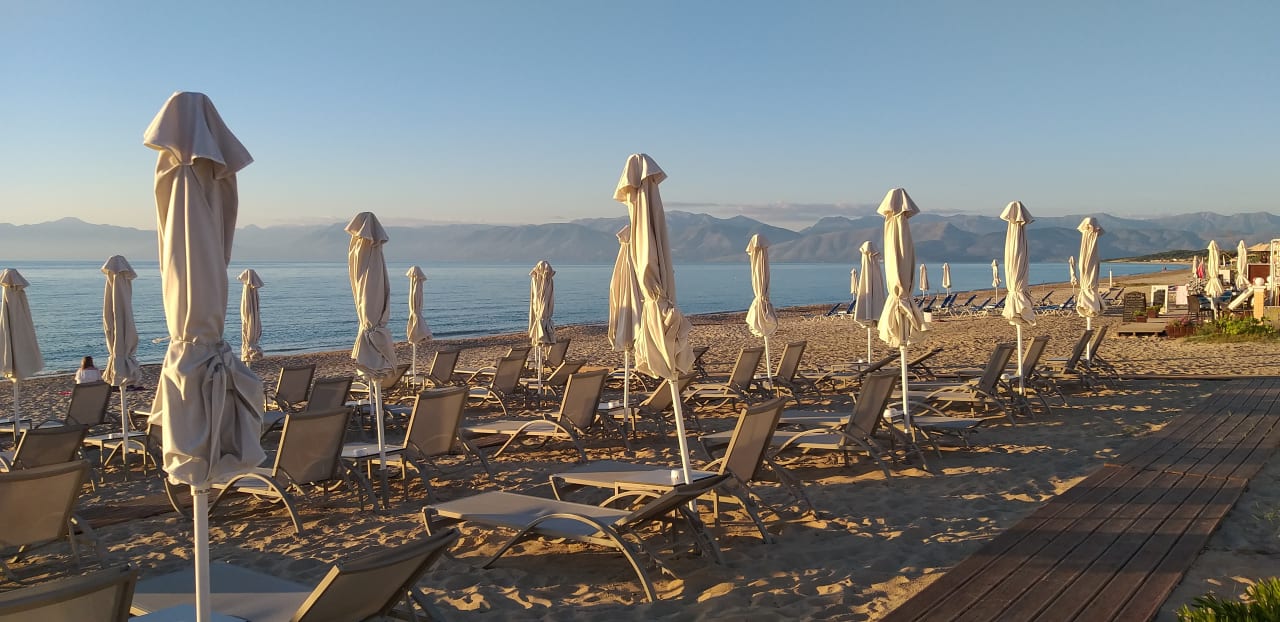 Strand Acharavi Beach Hotel