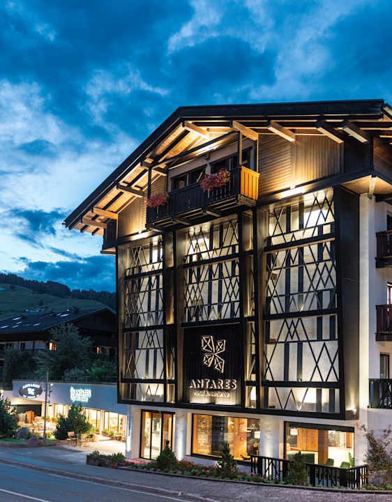 Außenansicht Hotel Antares