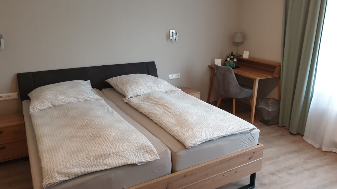 Zimmer Hotel Wöllbacher Tor