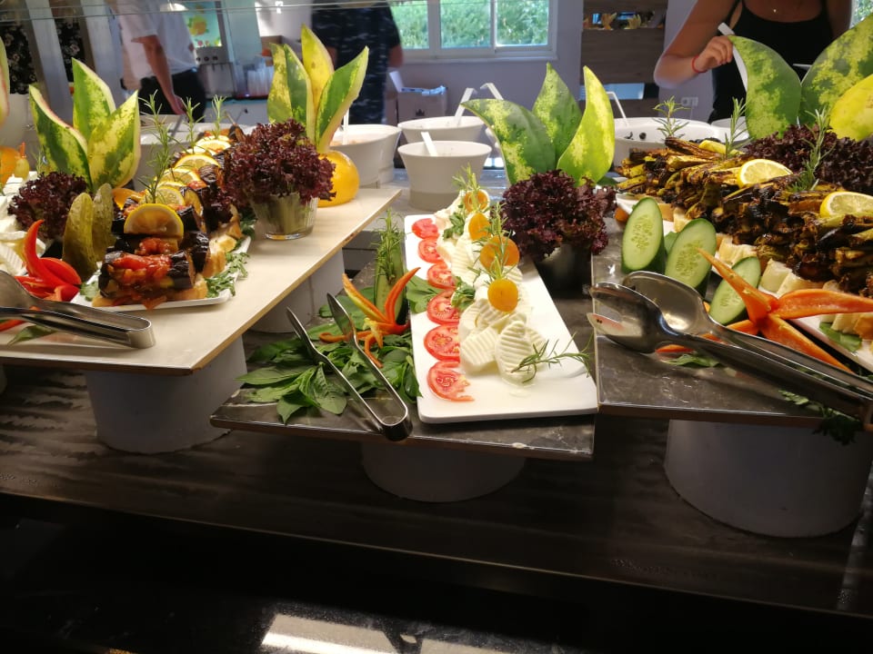 Gastro Serenis Hotel