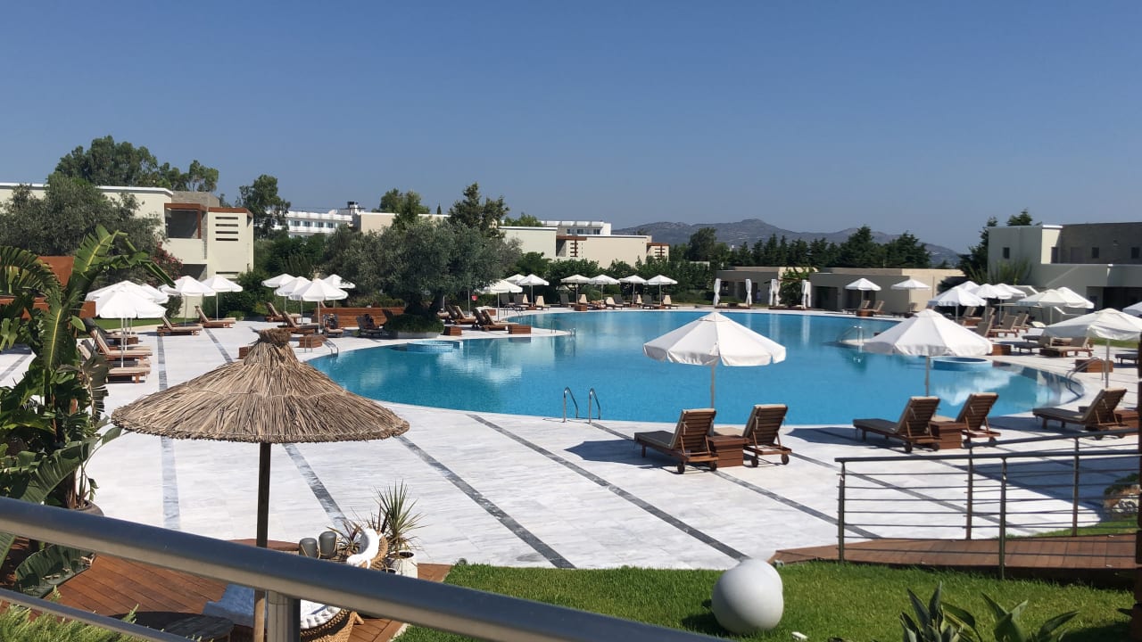 Pool SENTIDO Port Royal Villas & Spa