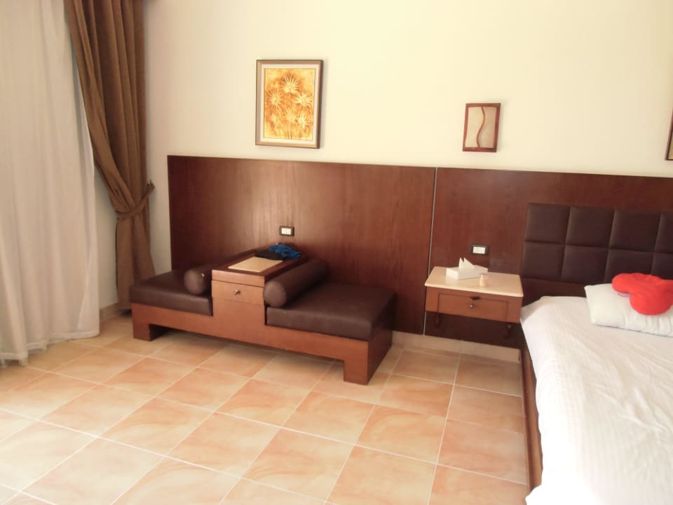 Platz gemacht für ein Zustellbett Pickalbatros Alf Leila Wa Leila Resort - Neverland Hurghada