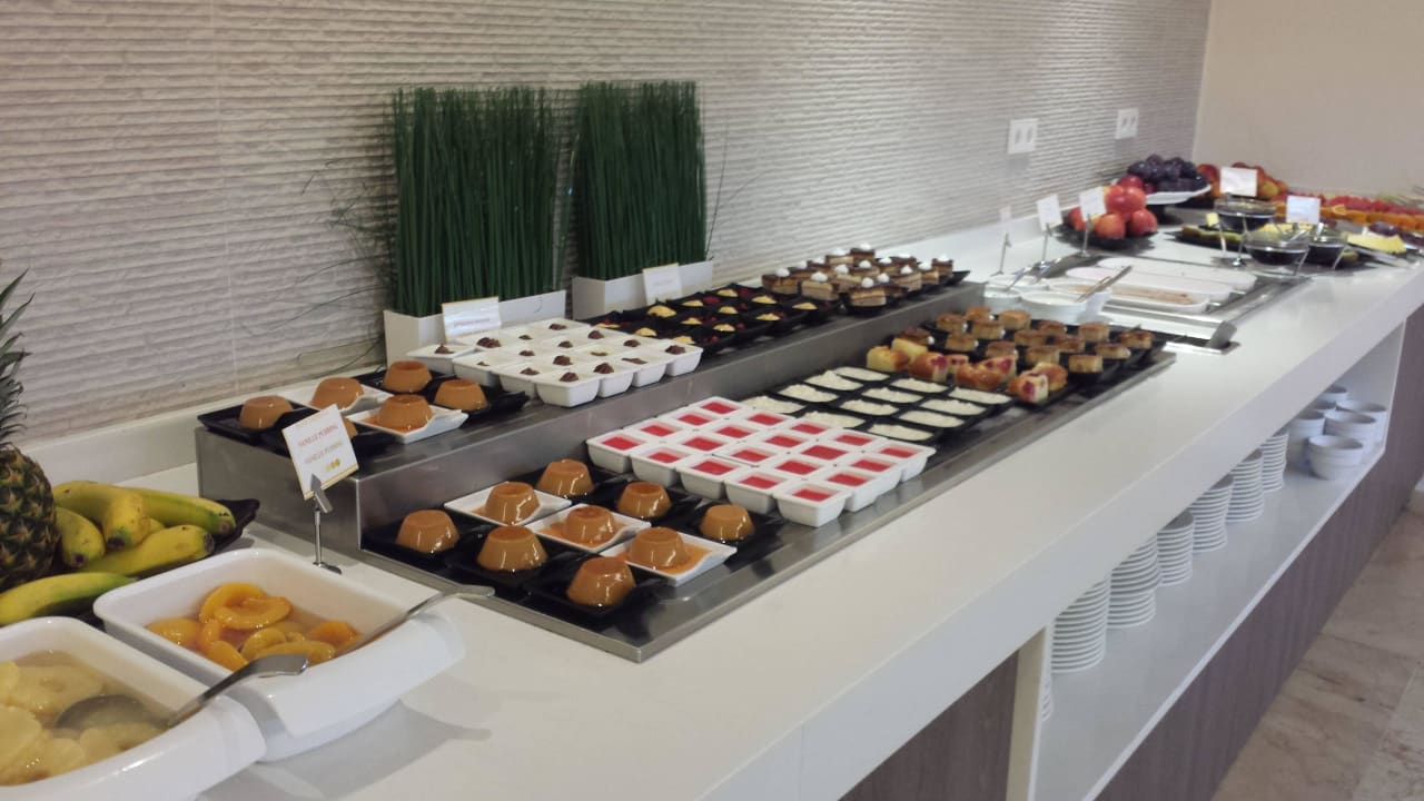Dessert Büfett  Canyamel Sun Aparthotel