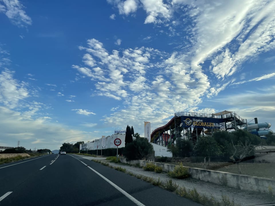 Außenansicht Globales Bouganvilla