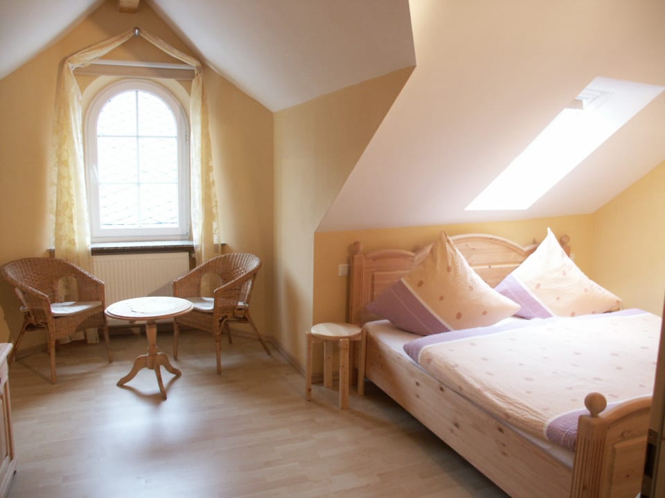 Zimmer Ferienweingut Gutshof Zenz