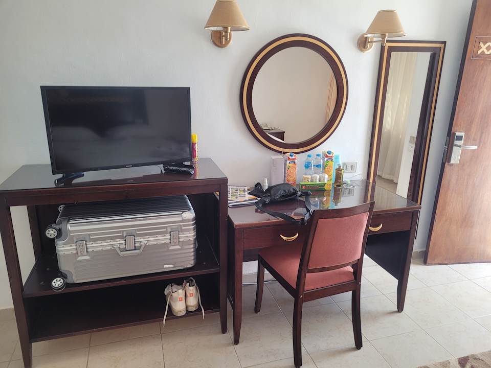 Zimmer Menaville Safaga