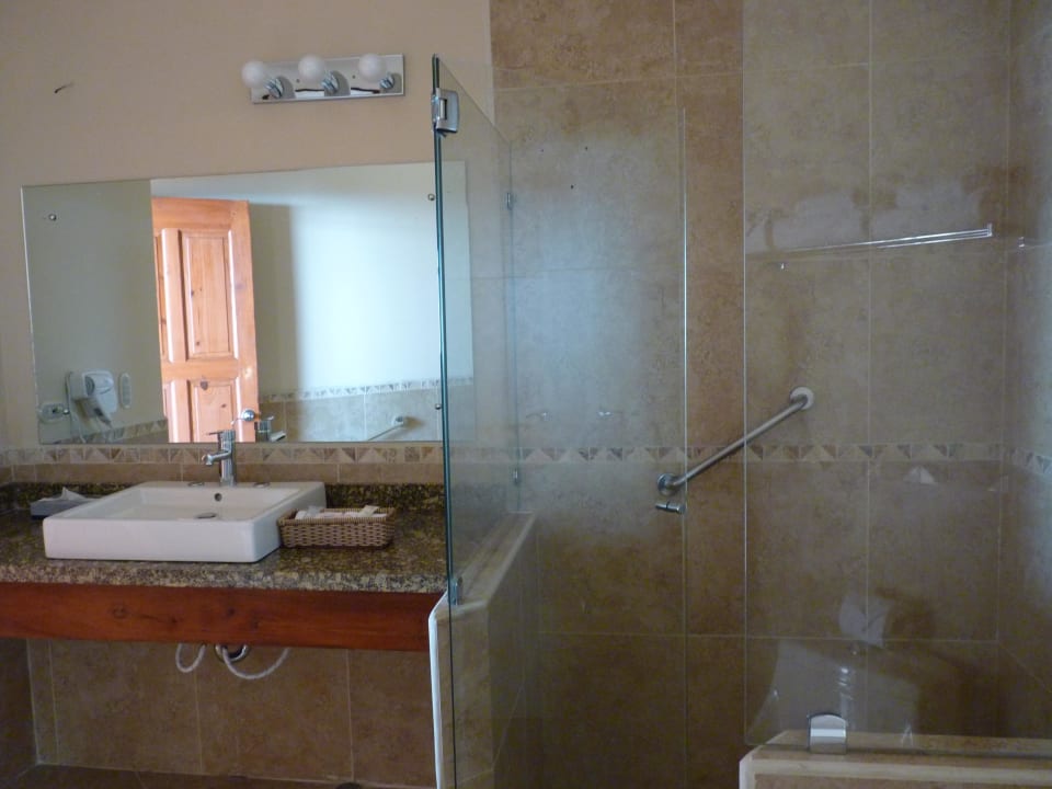 Bad Hotel El Establo