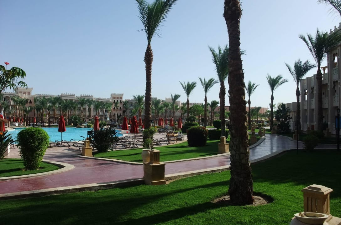 Blick zum Pool Pickalbatros Palace Resort