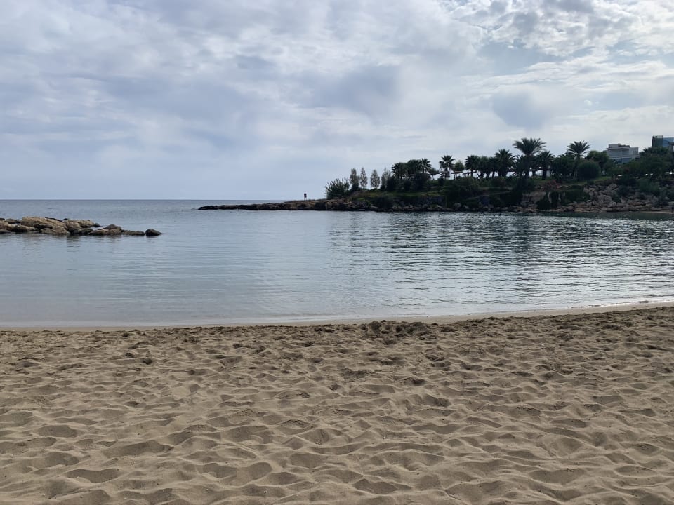 Strand Crystal Springs Beach Hotel