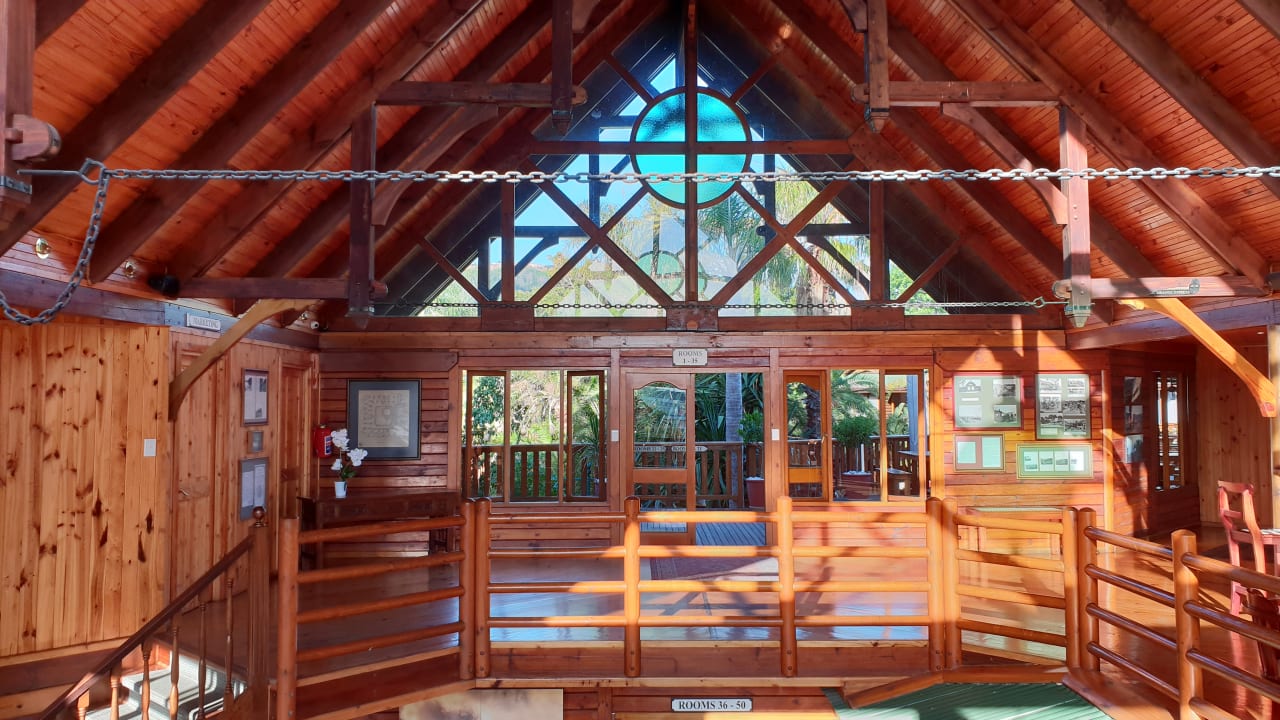 Lobby The Graywood Hotel