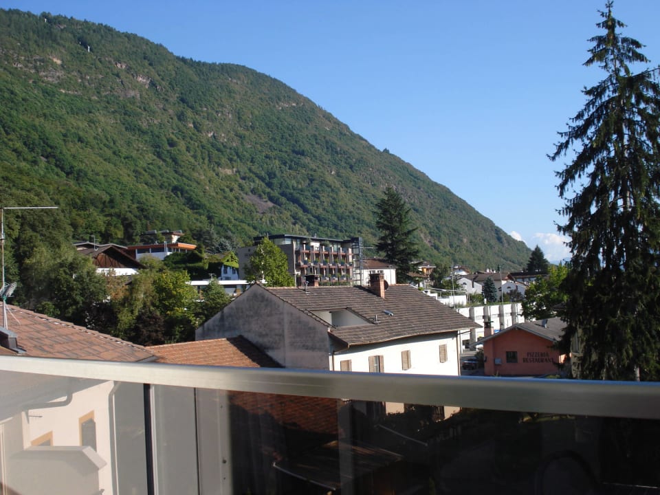 Blick Richtung Vöran rauf Hotel Günther Garni