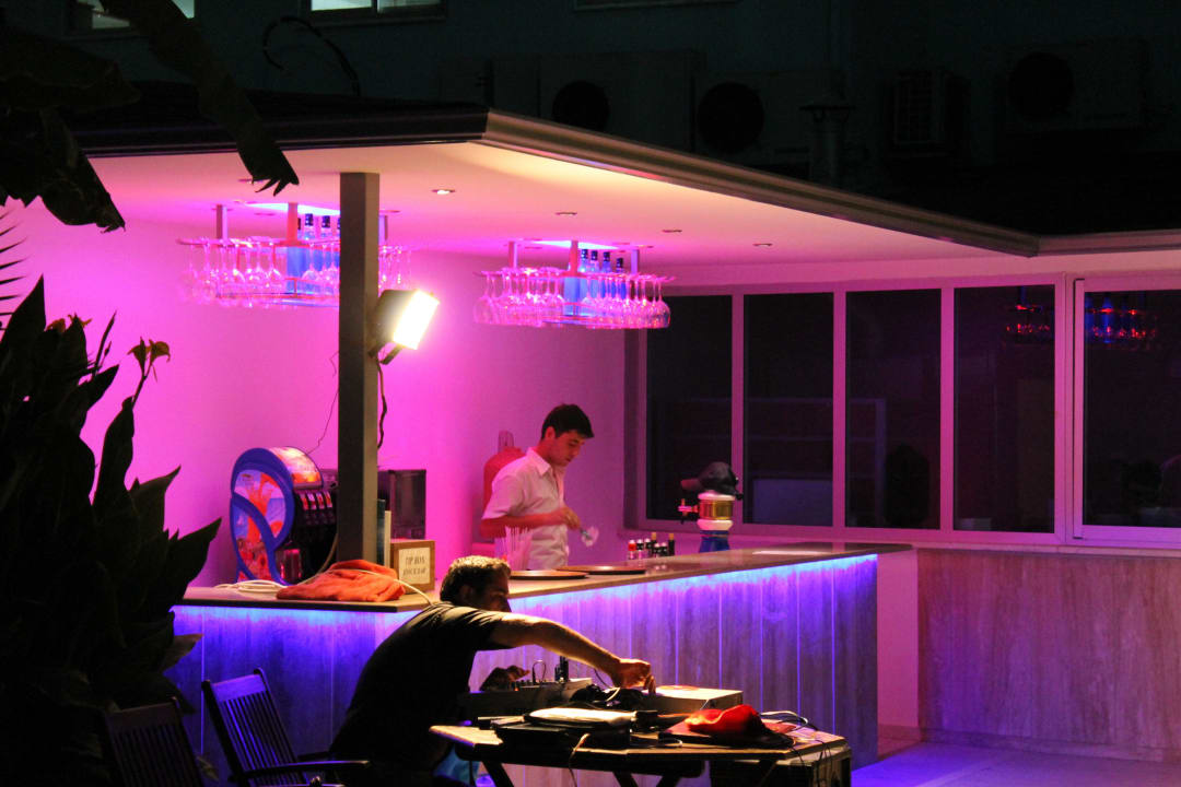 Hintere Poolbar Blue Diamond Alya