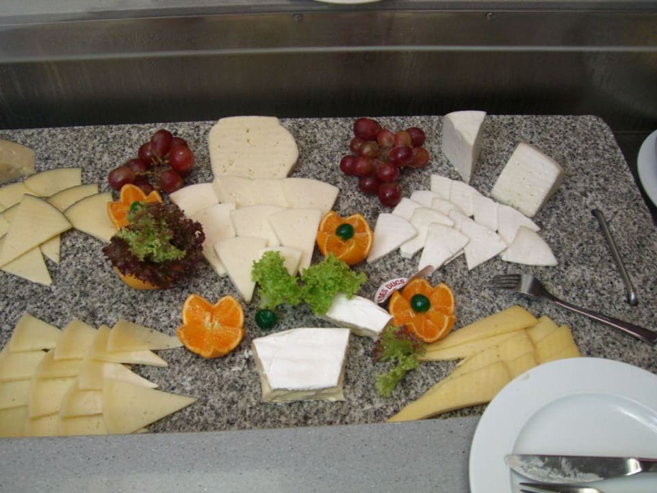 Mittagsbuffet ROBINSON ESQUINZO PLAYA