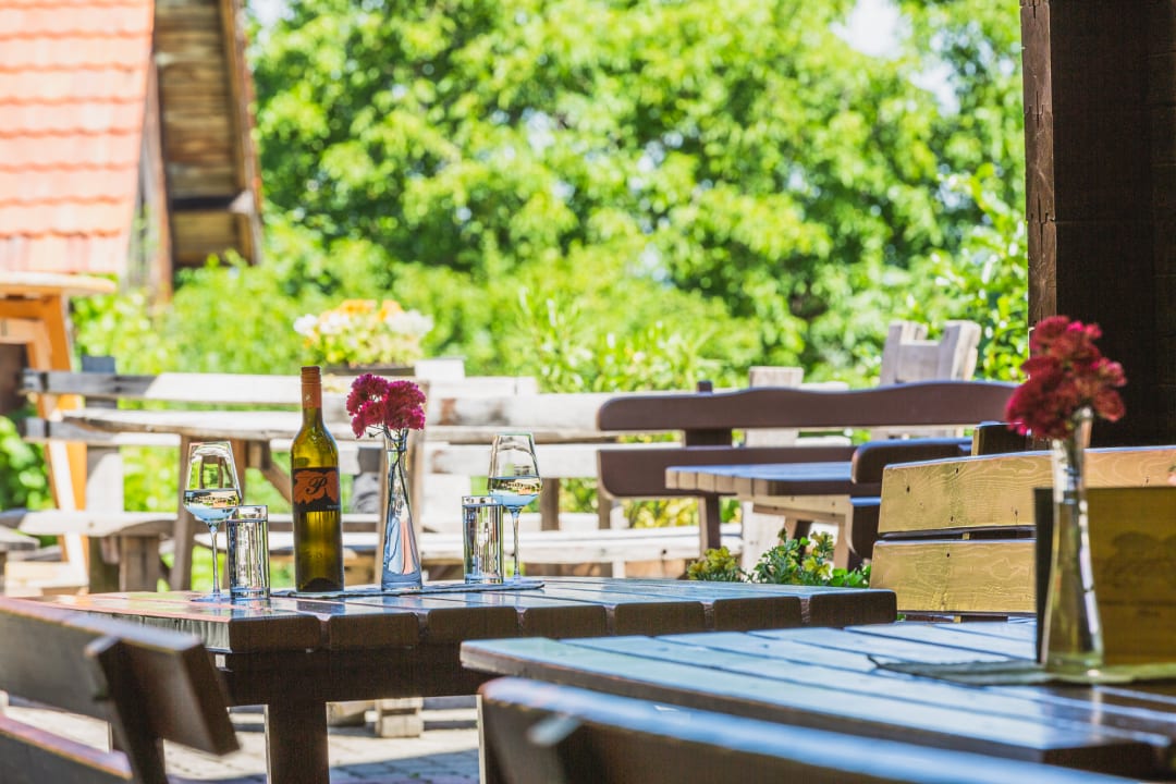 Außenansicht Weingut & Buschenschank Pölzl