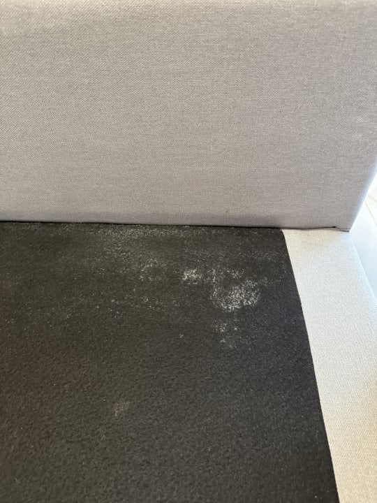 Zimmer Danune Luxury Beachfront Villa with private pool by DadoVillas