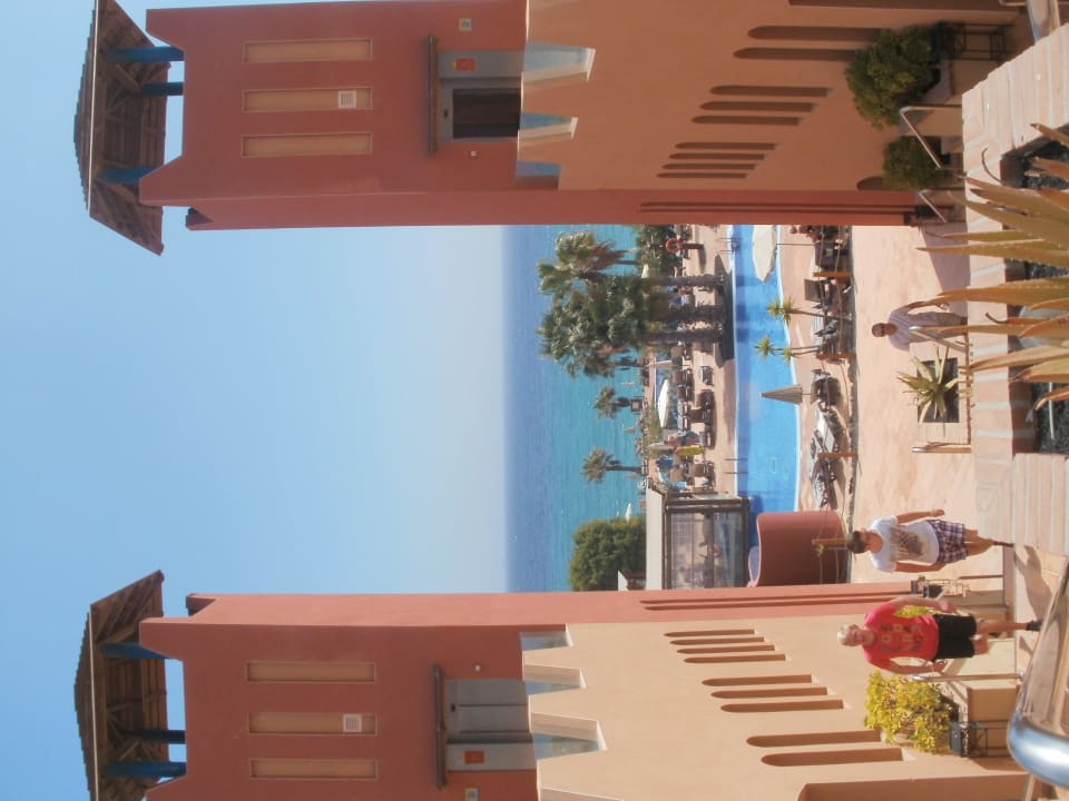 Der Weg zu den Pools H10 Tindaya