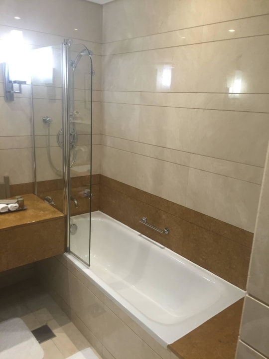 Badezimmer  Grand Millennium Dubai