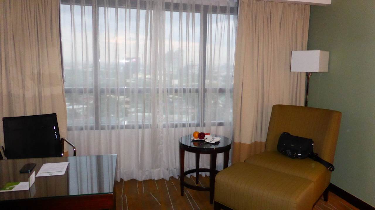 Arbeitsbereich Hotel Holiday Holiday Inn Suites Makati