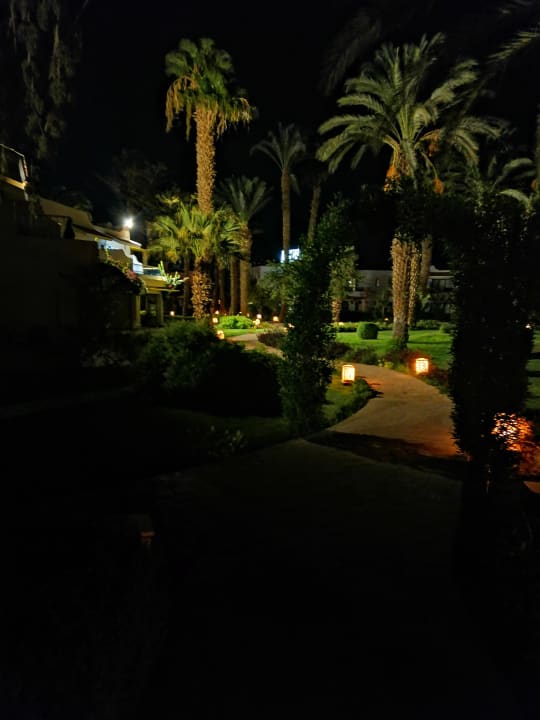 Gartenanlage Lotus Bay Beach Resort