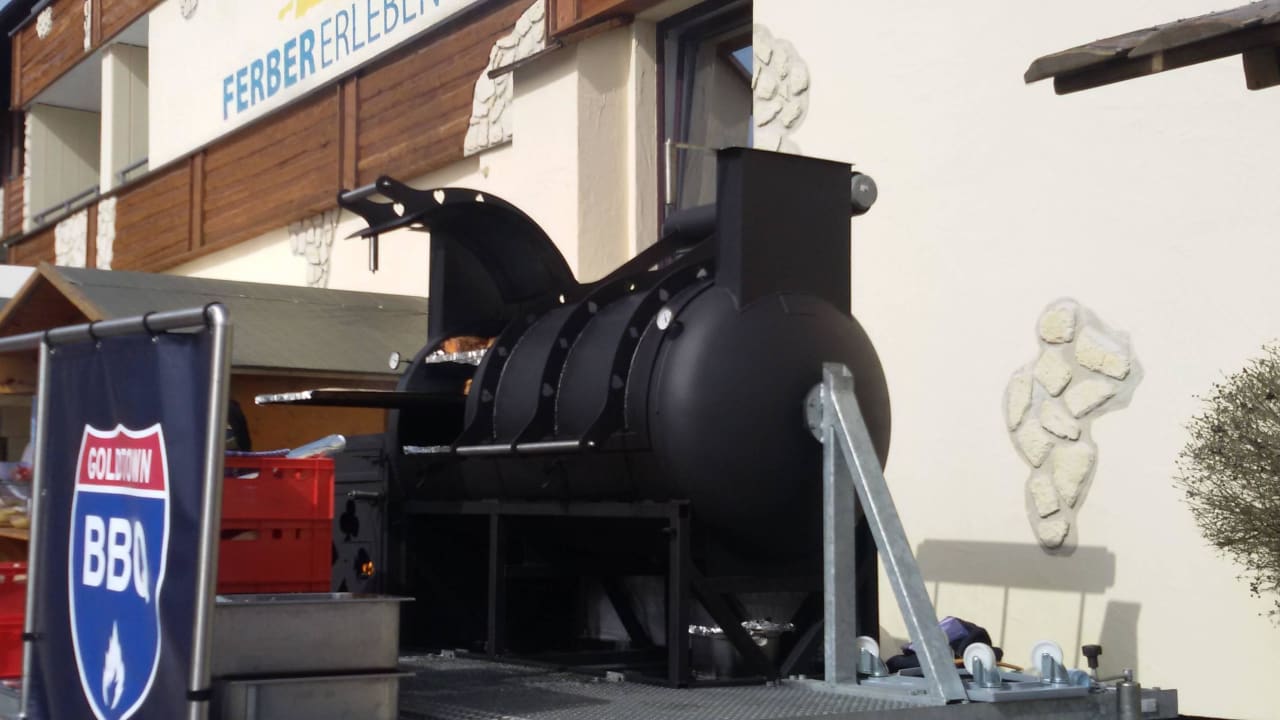 Megagrill bei der 50jährigen Hotelfeier Hotel Sonnenhof