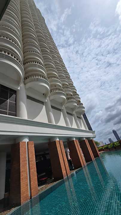 Pool Tower Club At Lebua