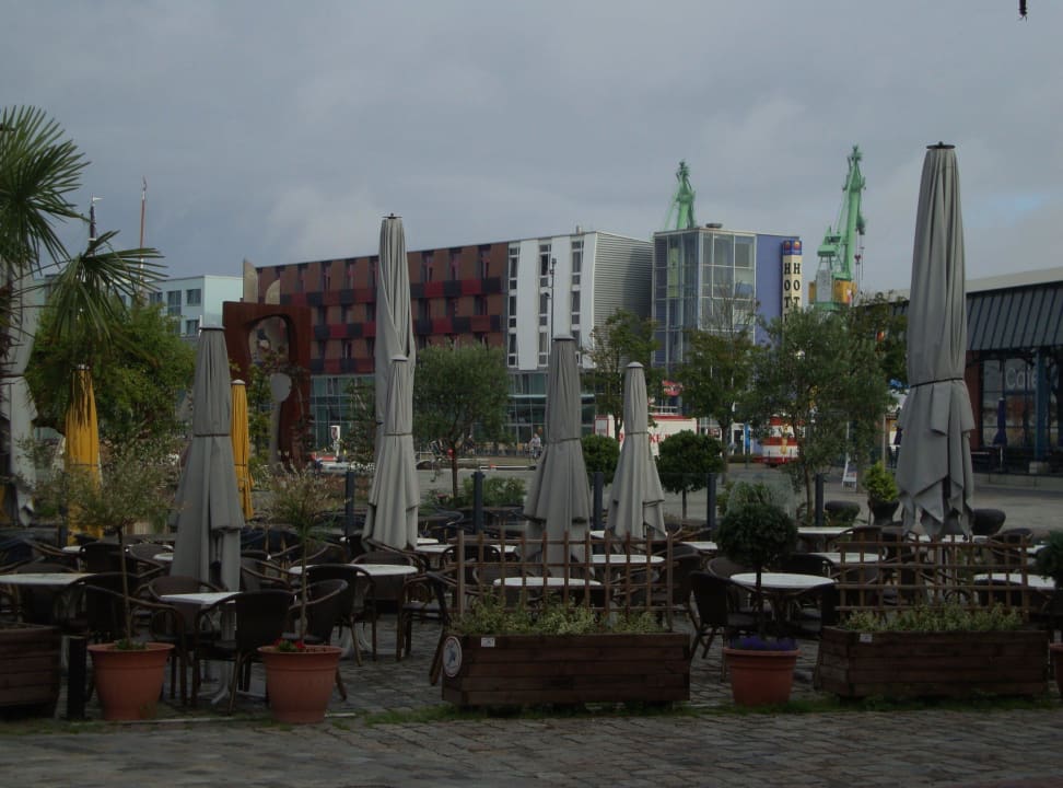 Blick zum Hotel Nordsee Hotel Fischereihafen
