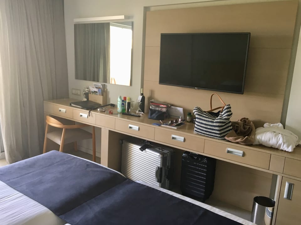 Zimmer Neptune Luxury Resort