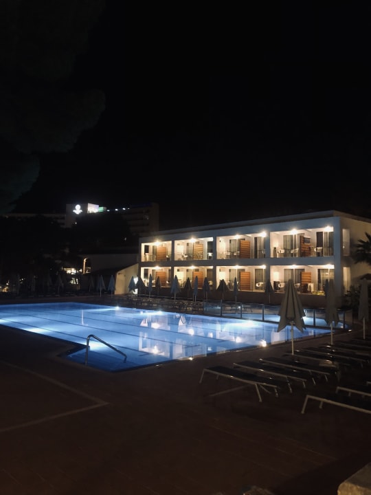 Pool Hotel Beach Club Font de Sa Cala