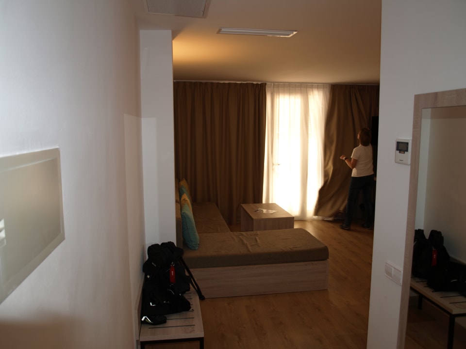 Zimmer Universal Apartments Laguna Garden