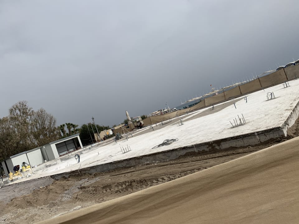 Strand Grand Park Lara Hotel