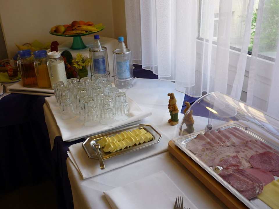 Frühstück IB-Gästehaus