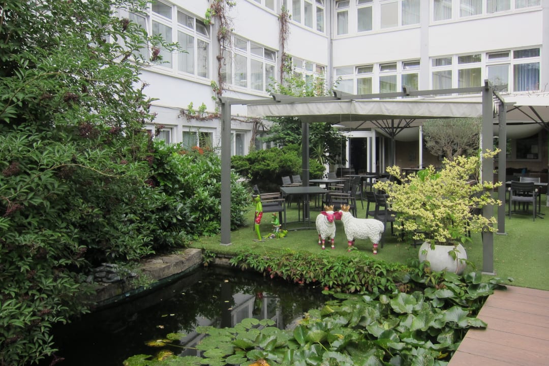Gartenanlage Hotel Am Triller