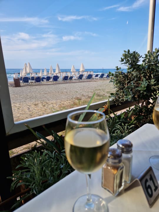 Gastro HARPIN Happy Days Beach Hotel