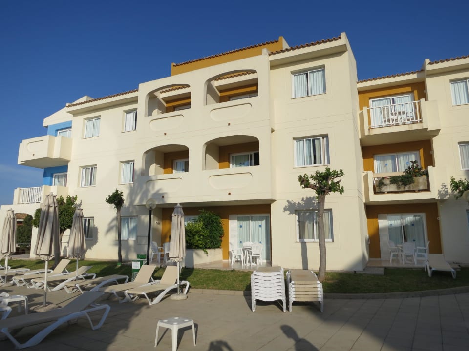 Blick auf Balkon N 413 blau punta reina