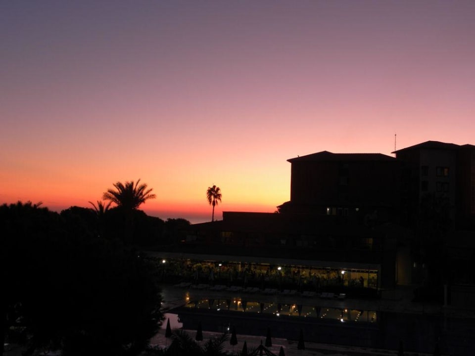 Zachód słońca Club Turtas Beach Hotel