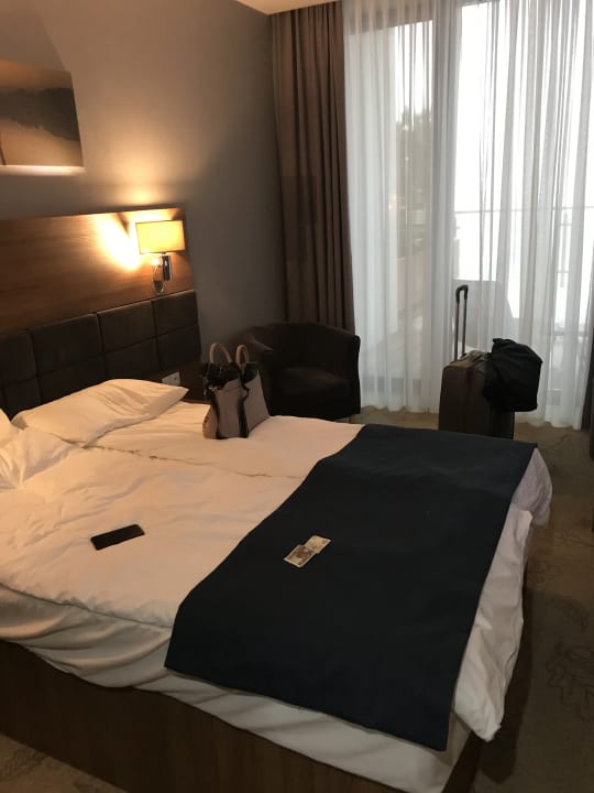 Zimmer Hotel Navigator