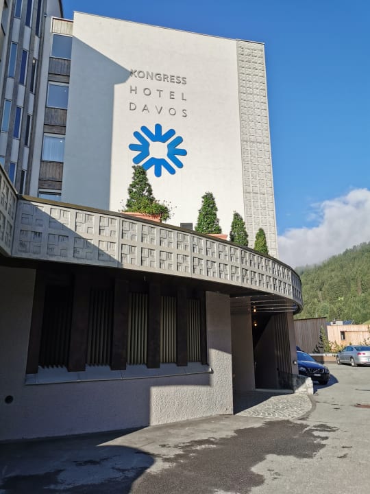 Außenansicht Kongresshotel Davos
