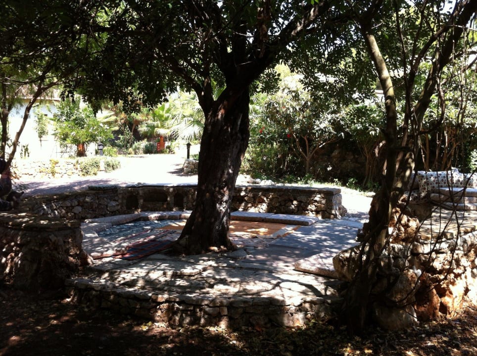 Steinkreis LYKIA lodge | home of happiness