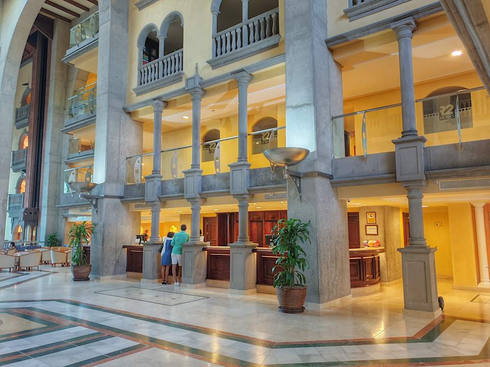 Lobby R2 Rio Calma Hotel & Spa & Conference