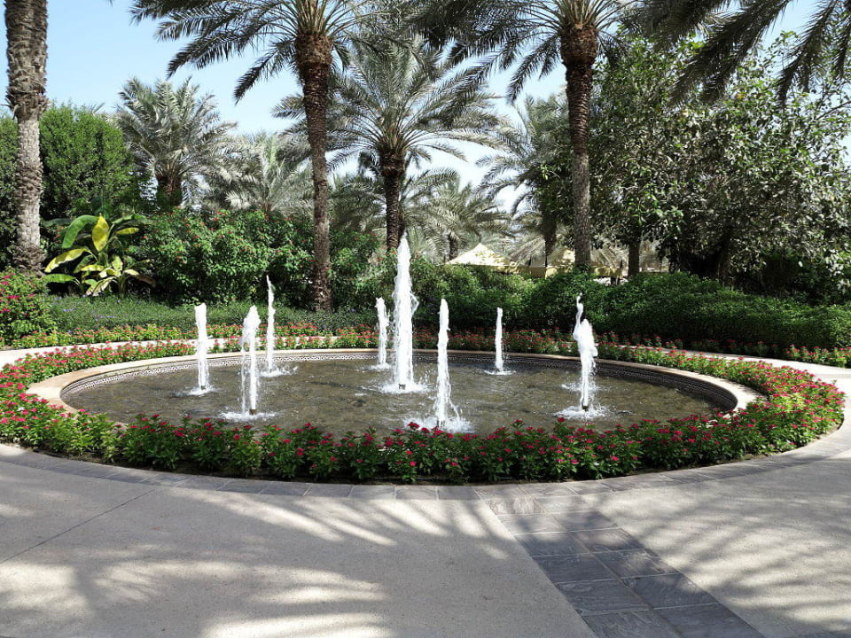 Schöner Springbrunnen Arabian Court at One&Only Royal Mirage